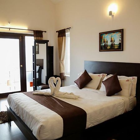 Paradise Perfect - Non Smoking Non Alcoholic No Unmarried Couples Ooty Exterior photo